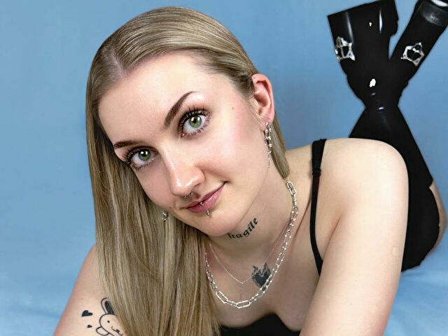 Profil de AlexaBoobs - Photo n°1