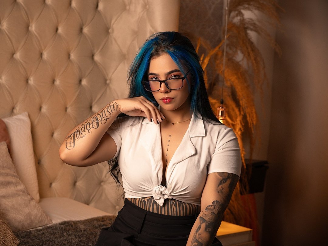 Alexastonnes's profile - Image n°0