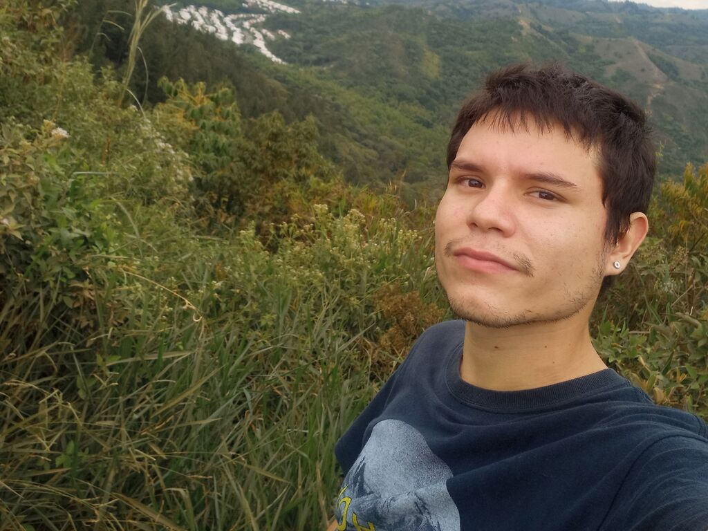 Alexdaved's profile - Image n°1