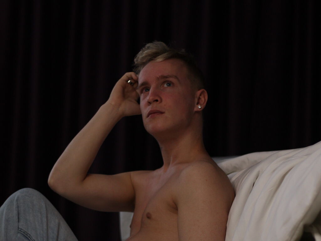 Alexduncan's profile - Image n°4