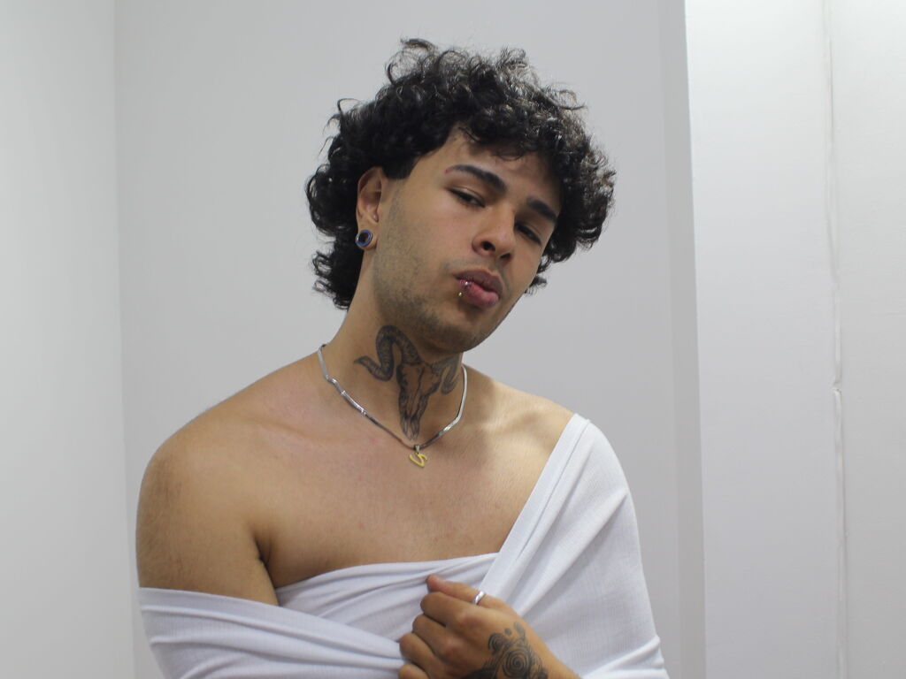 Alexiorossi's profile - Image n°0