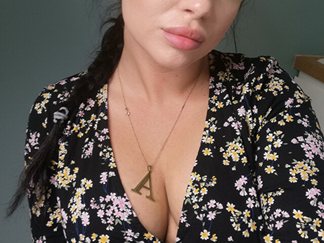 AlexMilkTits's profile - Image n°3