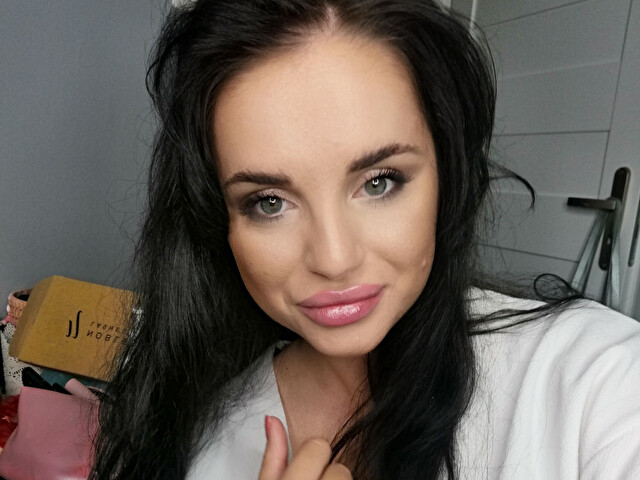 AlexMilkTits's profile - Image n°2