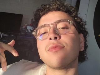 Sexcam Porn von Alexmontesco