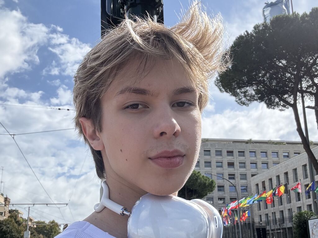 Alexneal's profile - Image n°0