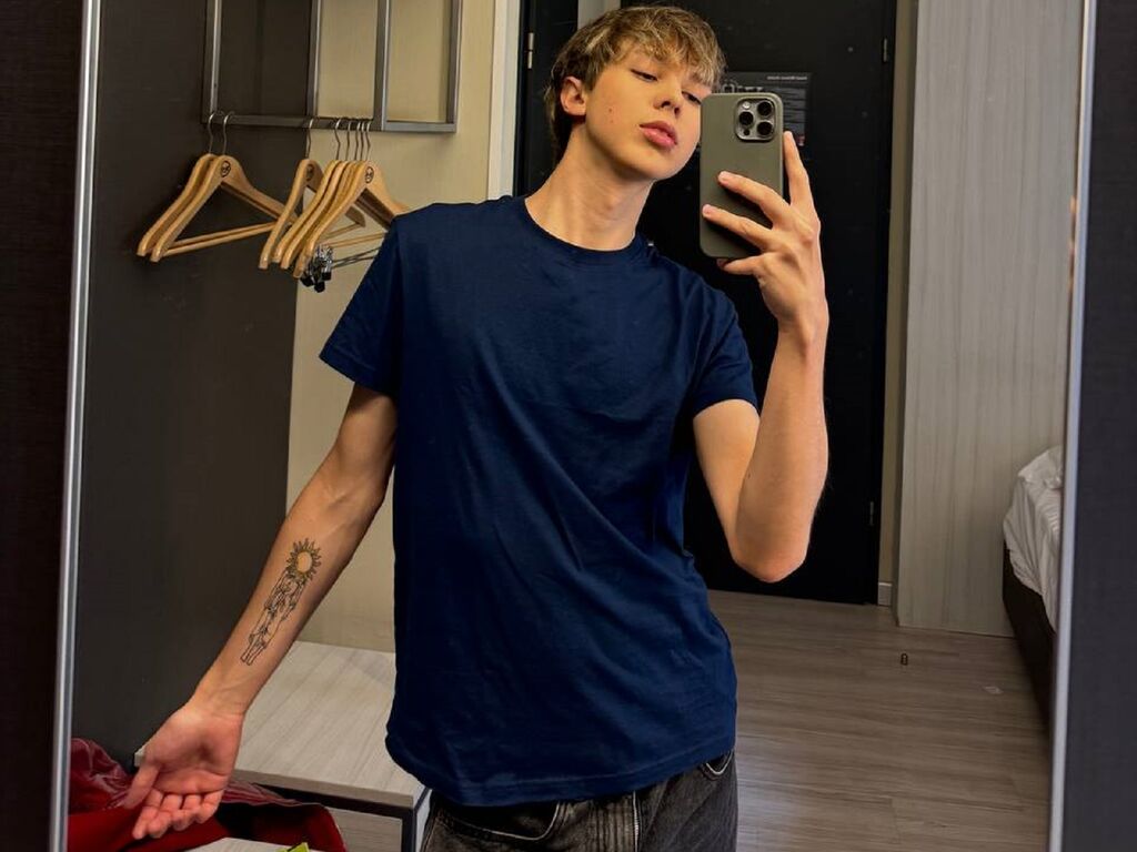 Alexneal's profile - Image n°1