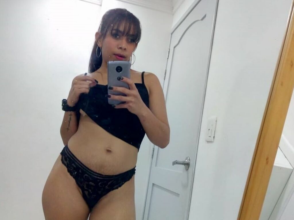 Alexxaflorez's profile - Image n°0