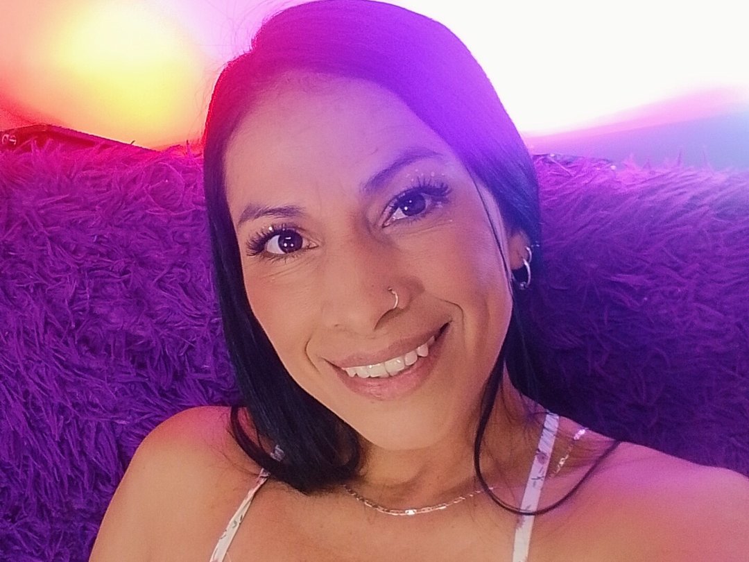 Perfil con Aliaandadara1 - Imagen  n°1