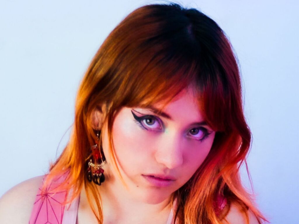 Aliamiles's profile - Image n°1