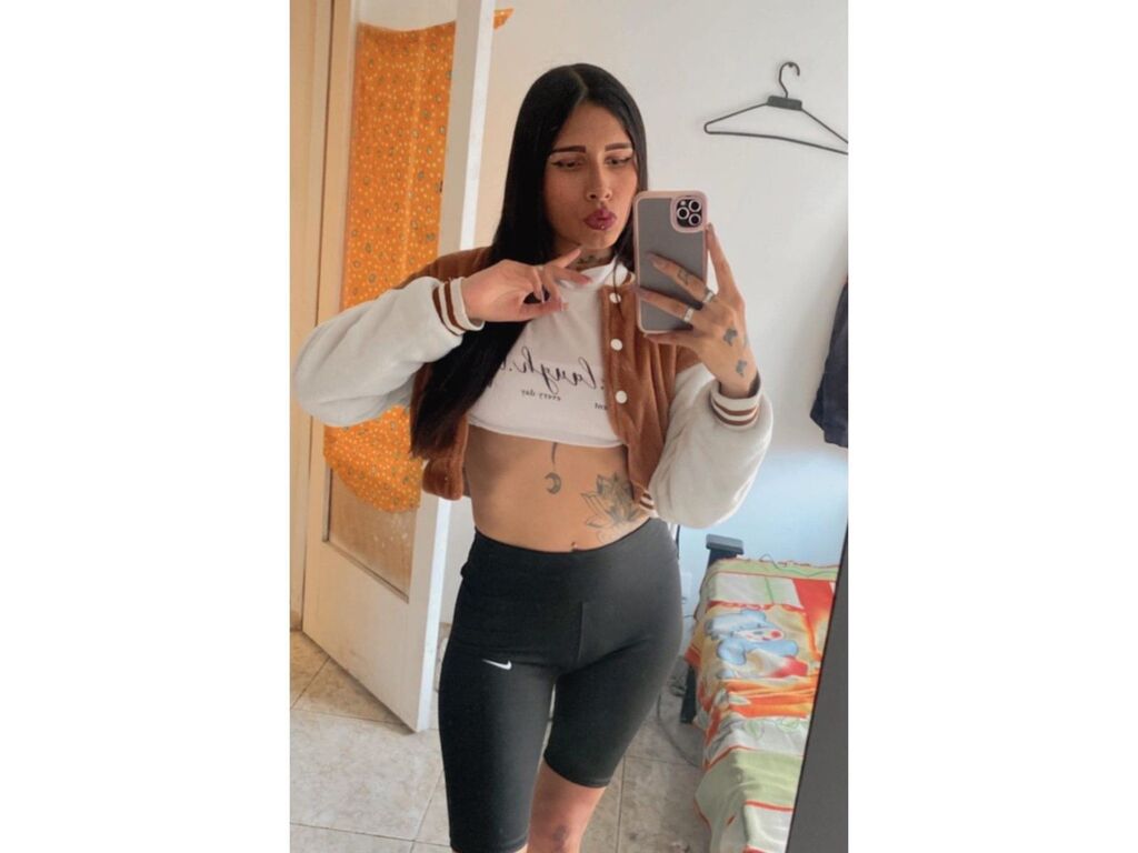 Alianarosse's profile - Image n°1