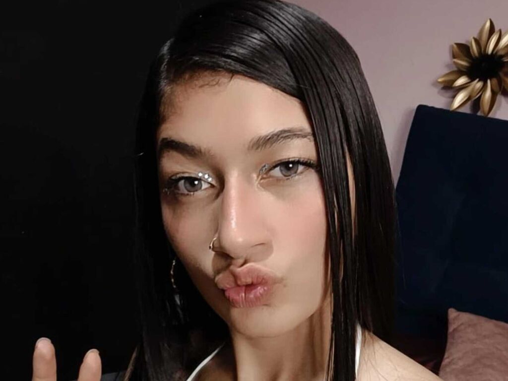 Aliannastanly's profile - Image n°1