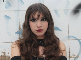 Webcam sex with Alice_33