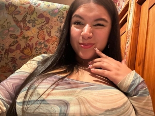 Webcam sex with Alice_Kroos
