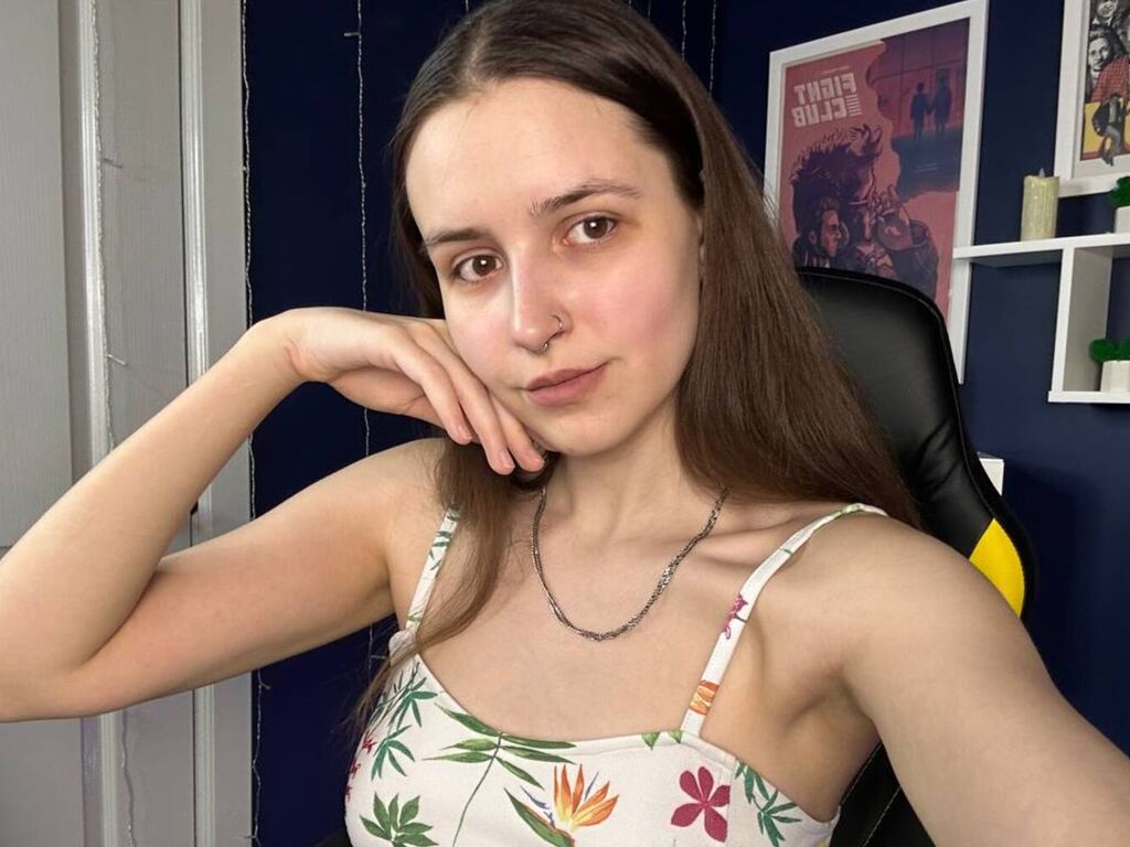Alicedallis's profile - Image n°0