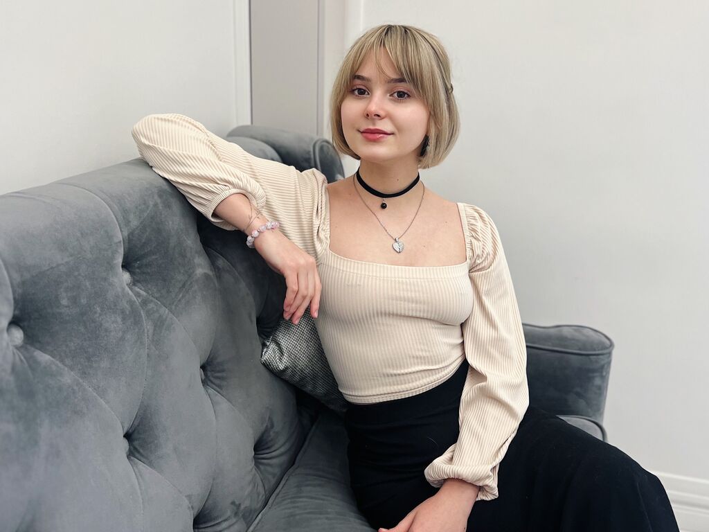 Alicedavies's profile - Image n°1