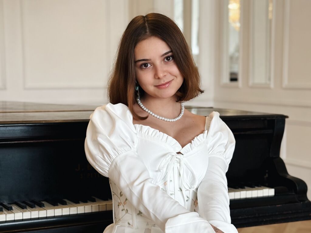 Alicedavies's profile - Image n°3