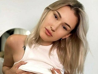 Webcam sex con AliceFlare