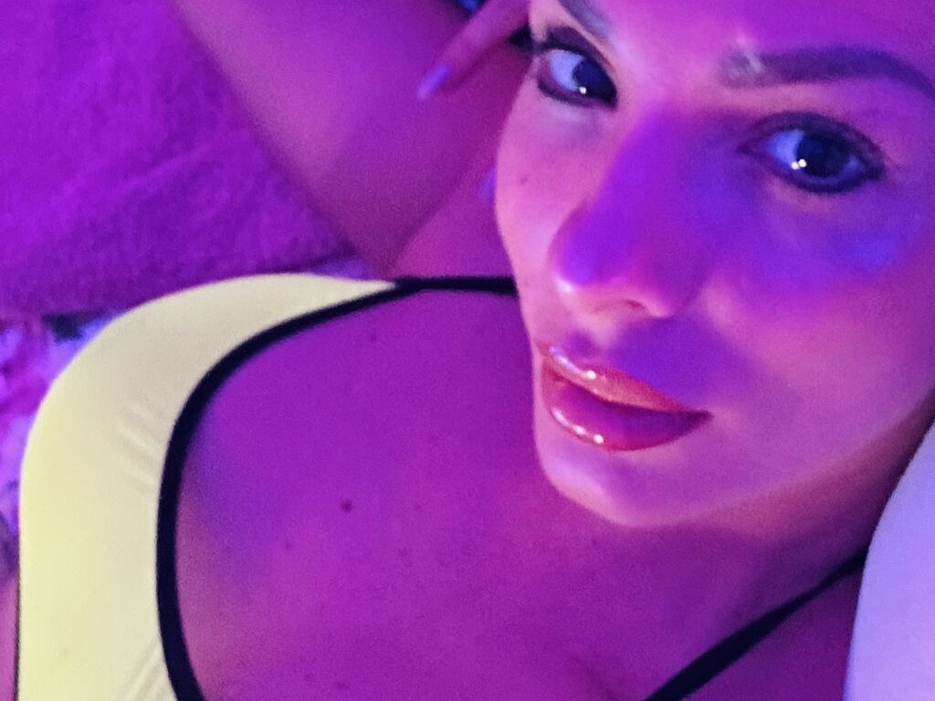 Alicefortunas's profile - Image n°1