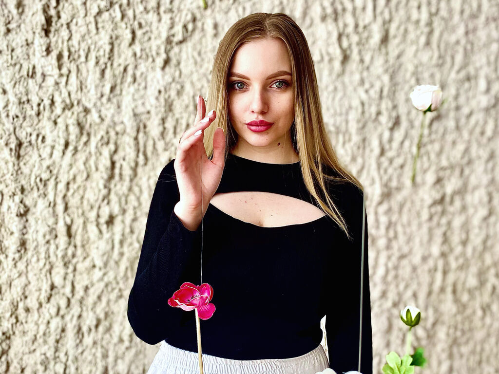 Alicegill's profile - Image n°1