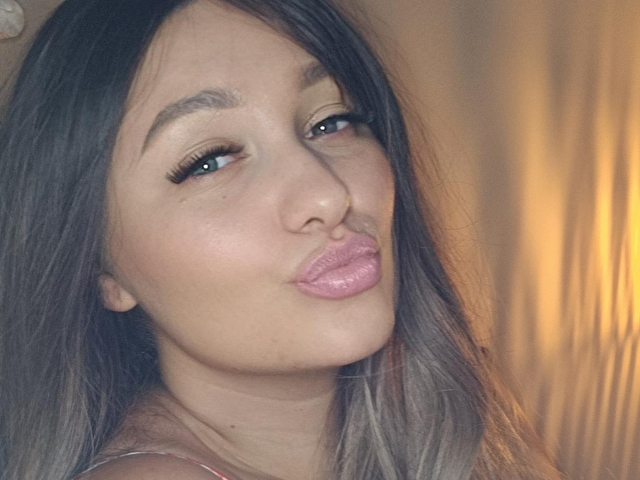 Alicemonroue's profile - Image n°1