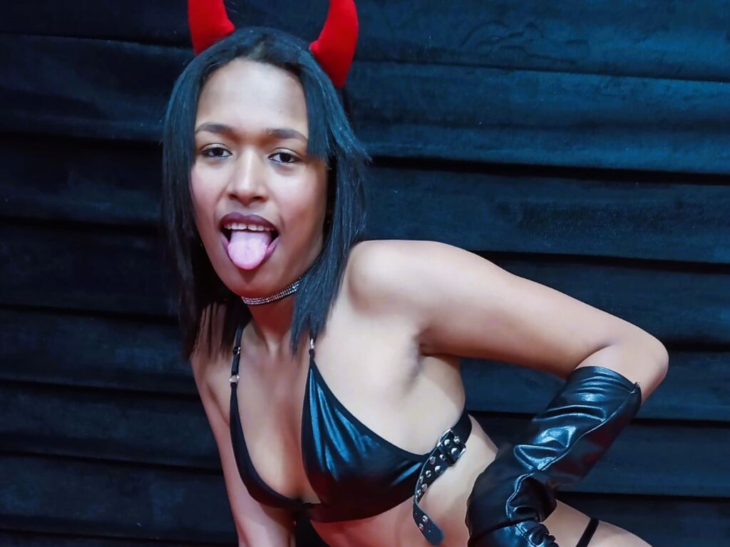 Alicethopsom's profile - Image n°0