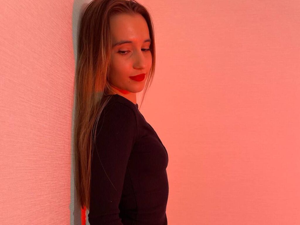 Alicewaiss's profile - Image n°1