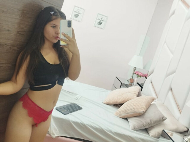 ALICIAGREY's profile - Image n°2