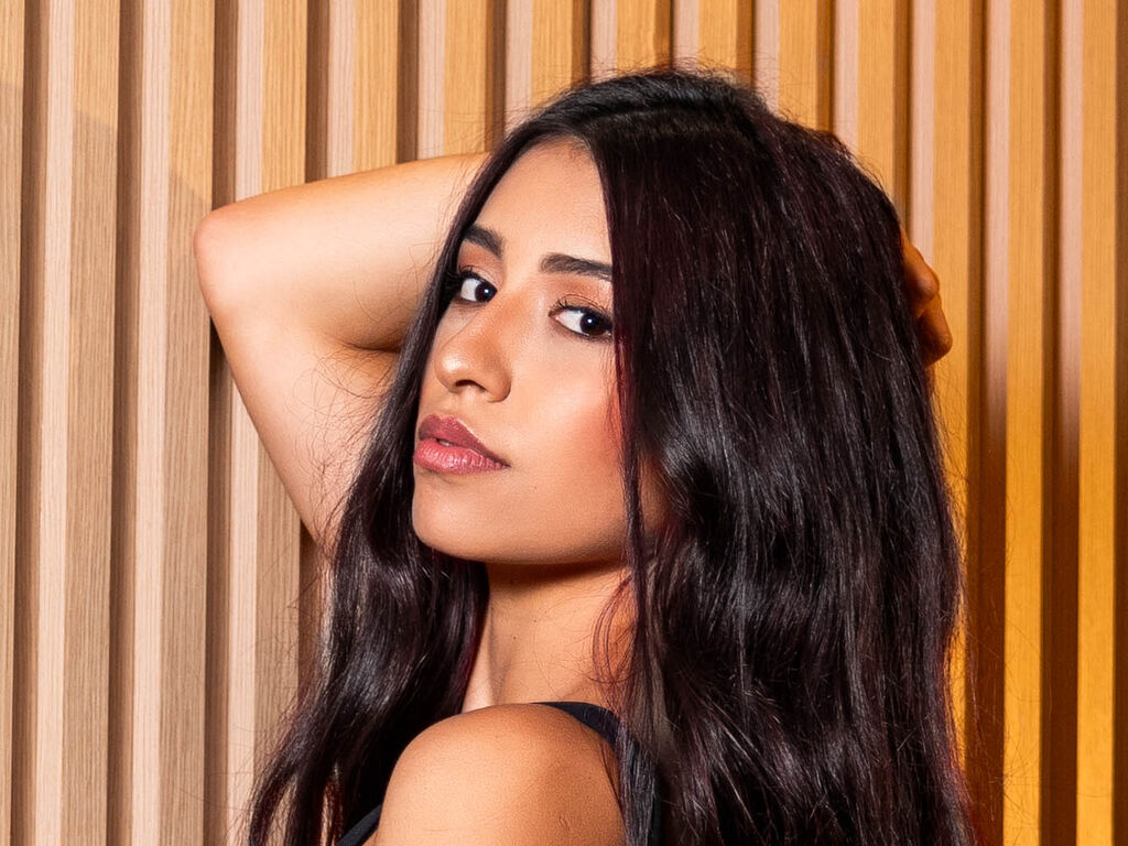 Aliciaharlow's profile - Image n°1