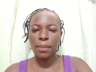 Aliciahbusty's Sexcam