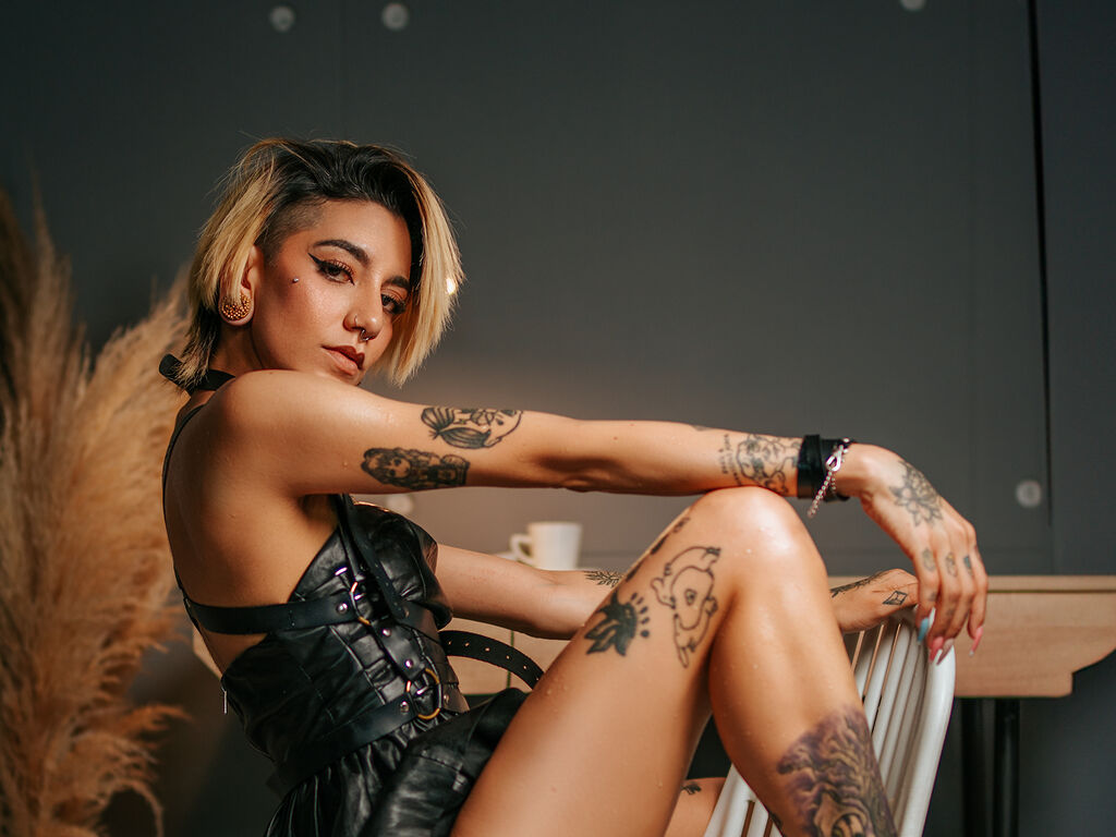 Aliiceyork's profile - Image n°3