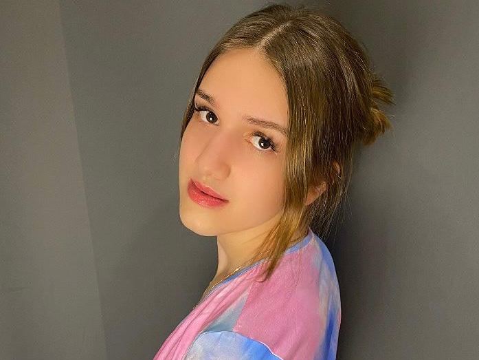 Profil de Alinababygirl - Photo n°0