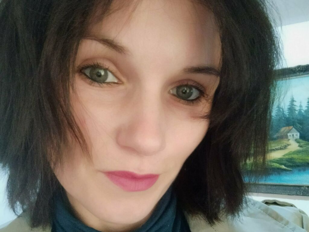 Alinadevis's profile - Image n°1
