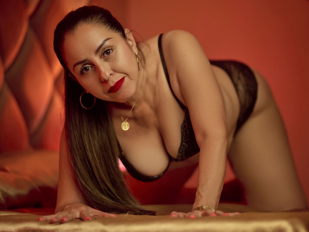 Alinamaze's profile - Image n°0