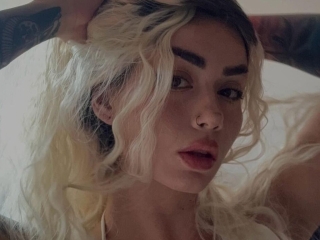 Webcam sex met Alinavarenne
