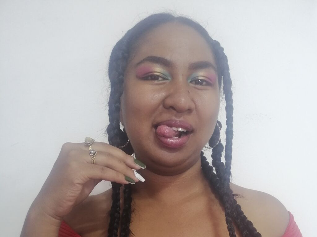 Alinebrooks's profile - Image n°0