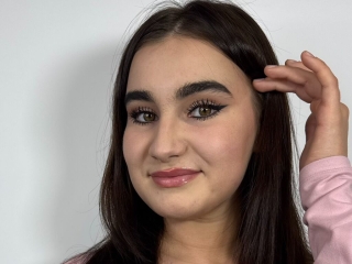 Sexo por webcam con Alinehartle