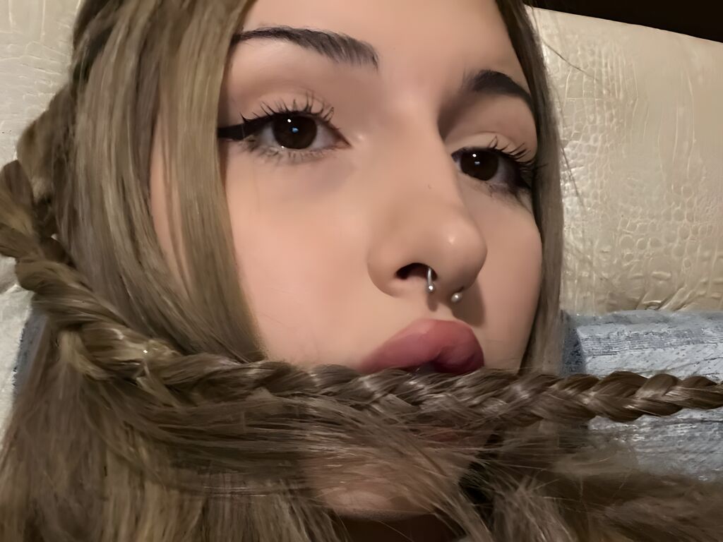 Alineweb's profile - Image n°0