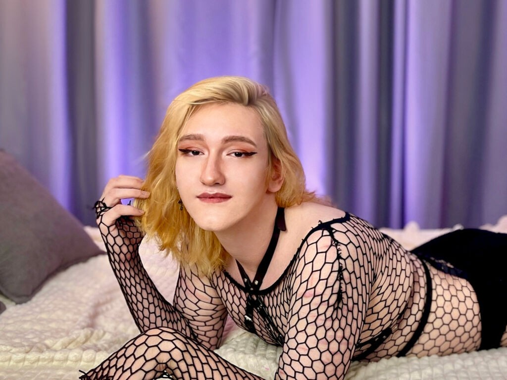 Alisacrause's profile - Image n°0