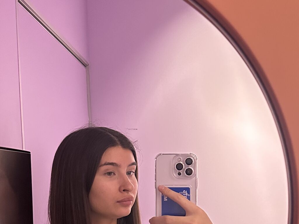 Alisewonderful's profile - Image n°0