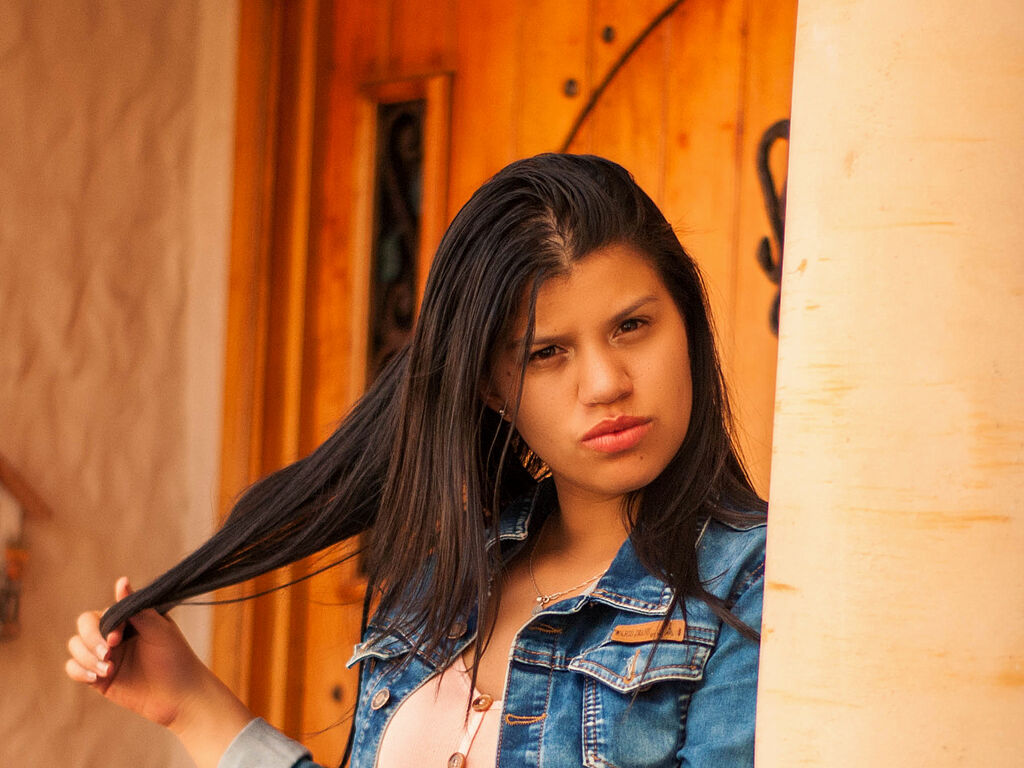 Alishabragg's profile - Image n°1