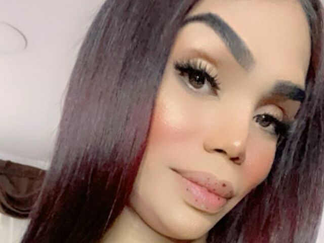 alishakinky's profile - Image n°0