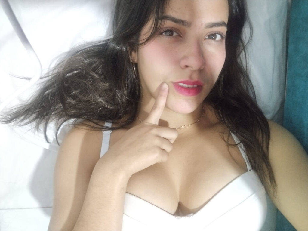 Alishaweins's profile - Image n°0