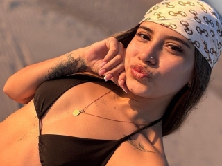 Webcam sex con Alison_Skinny