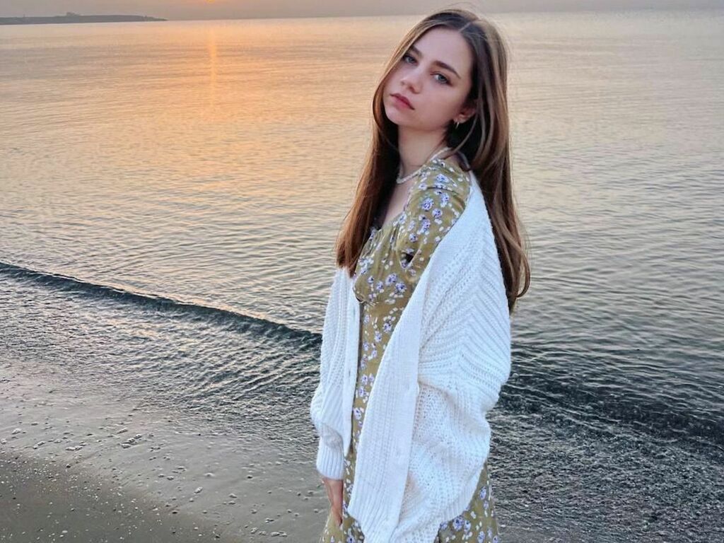 Alisonmoon's profile - Image n°1