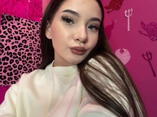 Webcam sex with Alissia