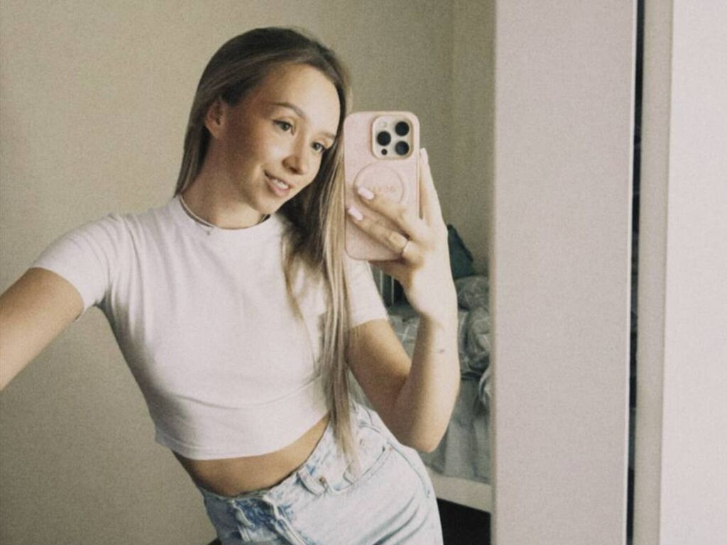 Alliemaher's profile - Image n°0