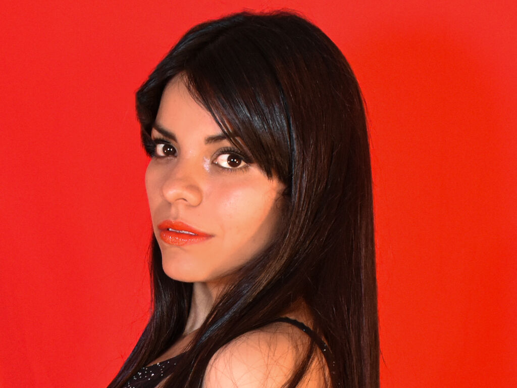 Allisonriley's profile - Image n°2