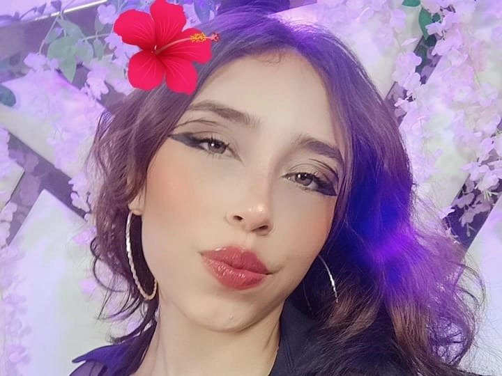 Perfil con Almawescott_18 - Imagen  n°0