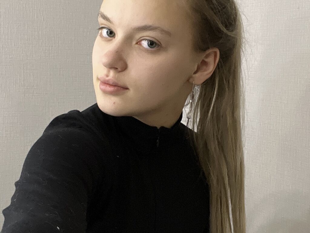 Profil de Alodiecrumbls - Photo n°0