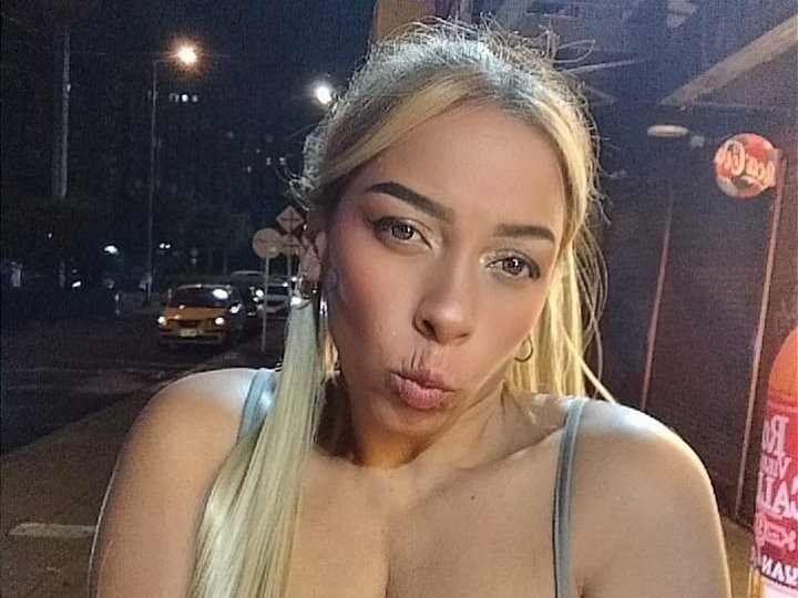 Profil de Alondracastillox - Photo n°0